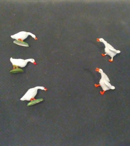 Vintage Plastic 1" Miniature Geese ~ 5pcs Diorama, Eggery, Ornament, Fairy House