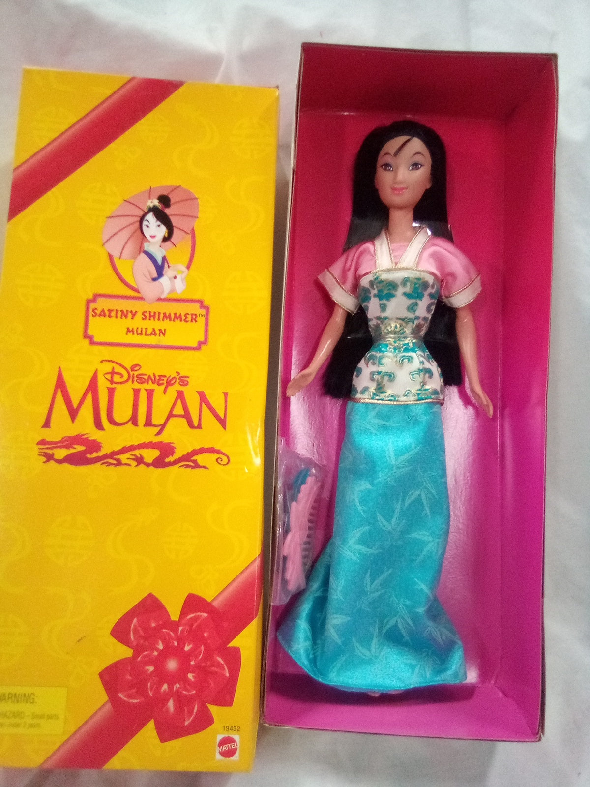 BARBIE "Satiny Shimmer Mulan Barbie"; Disney