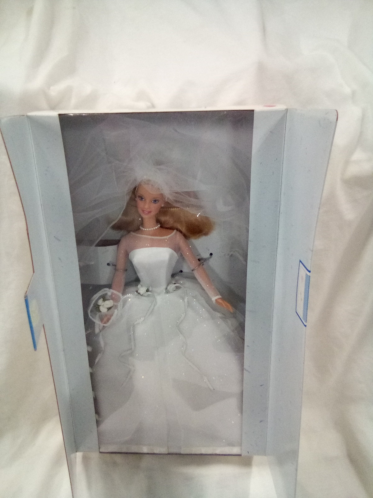 BARBIE Mattel "Blushing Bride Barbie"