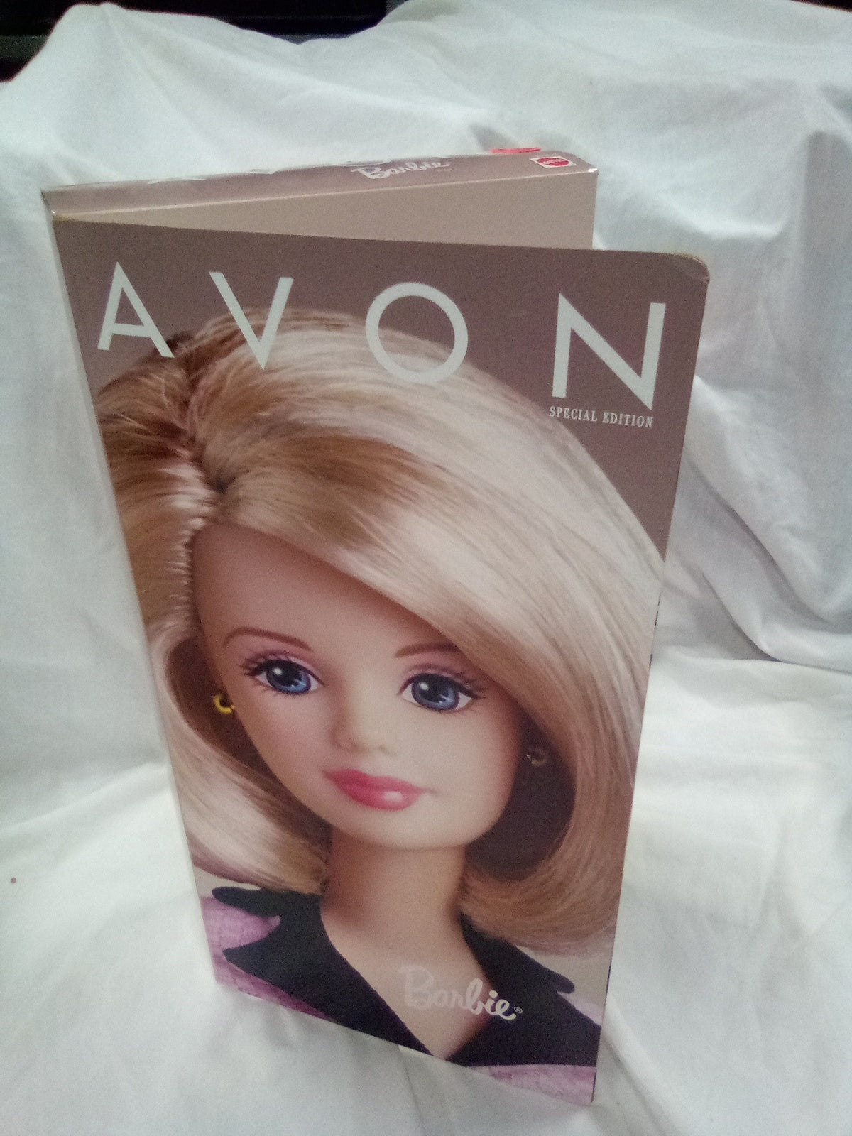 BARBIE Avon special edition Barbie