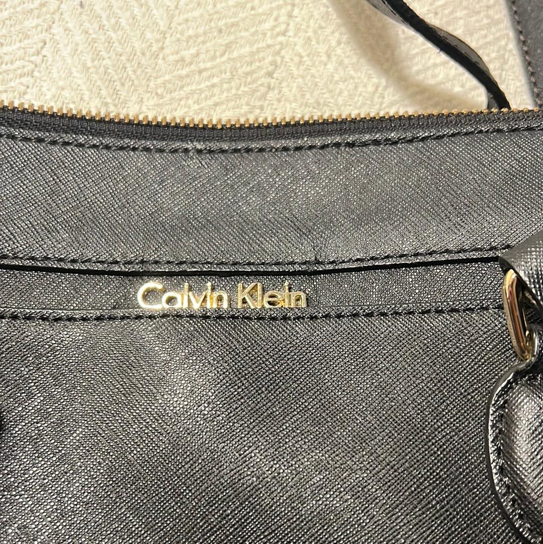 Calvin Klein Black Leather Tote Bag Full Zippered Purse