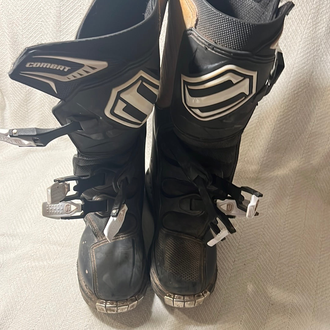 SHIFT used moto cross boots 8 black / white