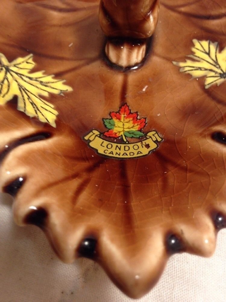 Vintage Glazed Pottery Ashtray "London, Canada" Beaver Maple Leaf