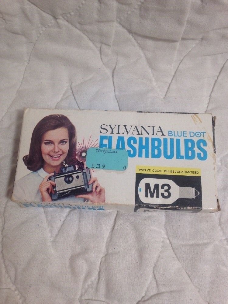 Vintage NIB Sylvania M3 Blue Dot Flashbulbs